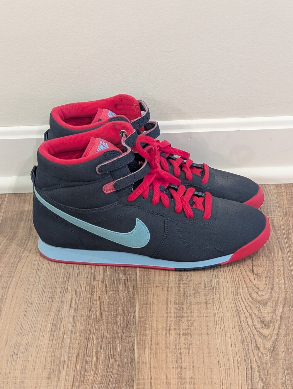 Nike Aerofit High Midnight Navy Powder Blue Berry Women's Size 10 324849-441